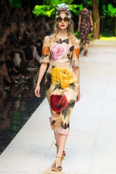 dolce gabbana vestito rose|dolce gabbana flower dress.